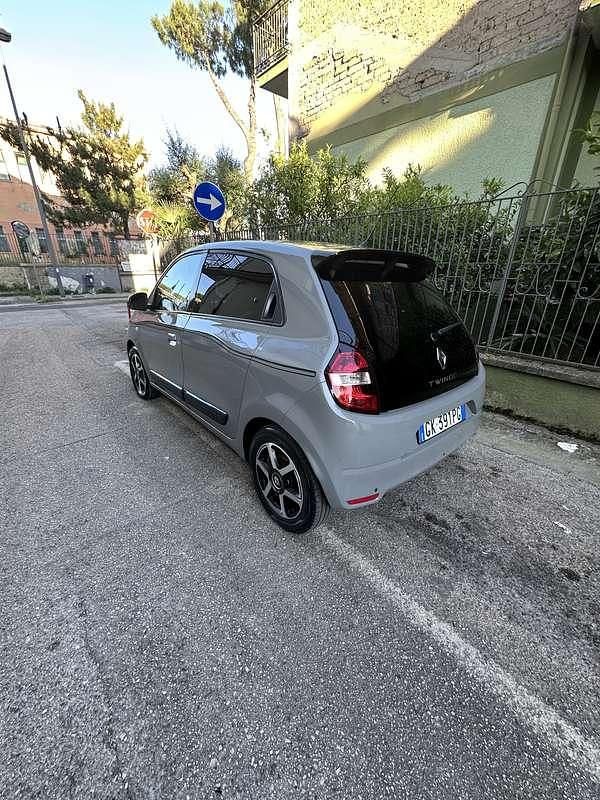 Usata Renault Twingo 90 CV (66 kW) 2016 Utilitaria