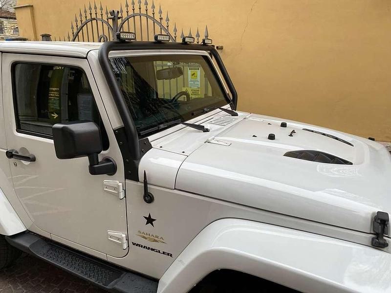 Usata Jeep Wrangler Sahara 200 CV (147 kW) 2016 Bianco SUV