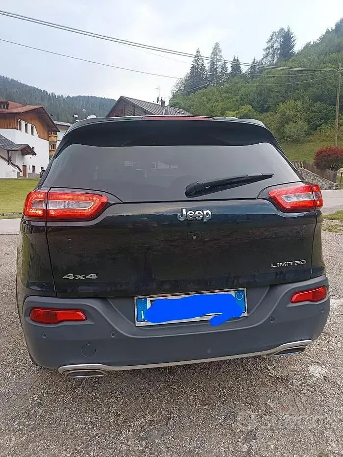 Usata Jeep Cherokee 200 CV (147 kW) 2018 Nero SUV