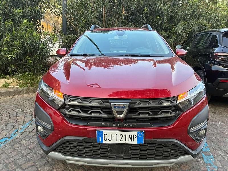 Usata Dacia Sandero Comfort 101 CV (74 kW) 2022 Rosso Berlina