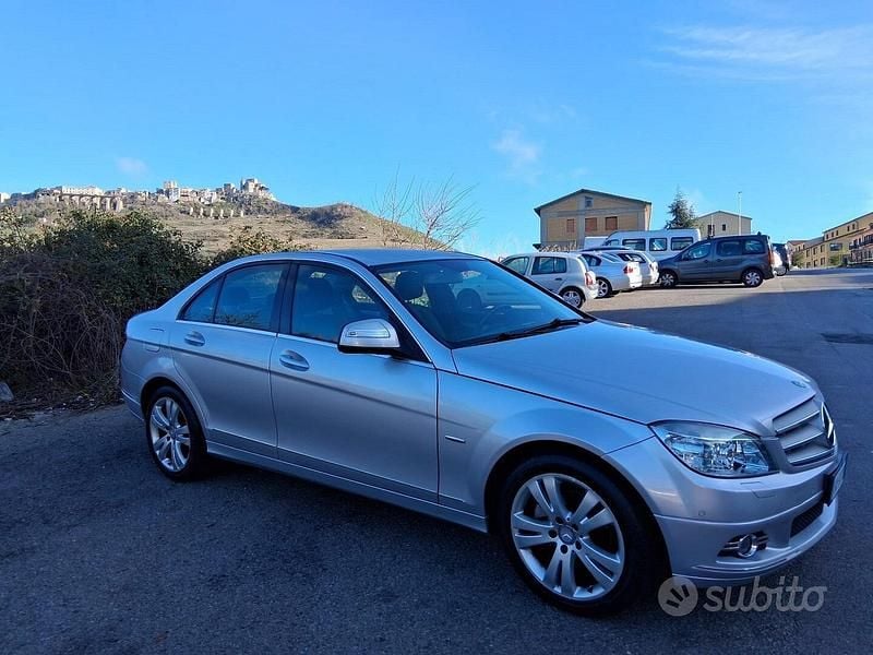 Usata Mercedes C220 Classic 170 CV (125 kW) 2009 Grigio Berlina