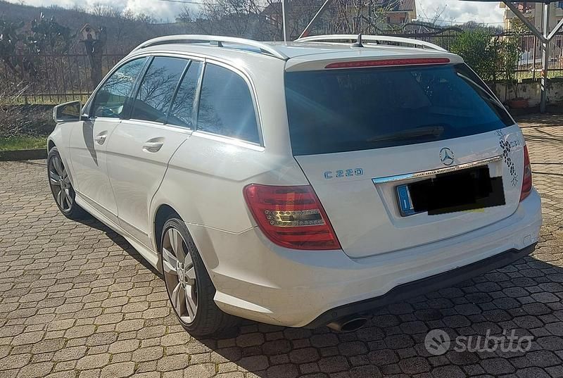 Usata Mercedes C220 170 CV (125 kW) 2013 Bianco Station wagon