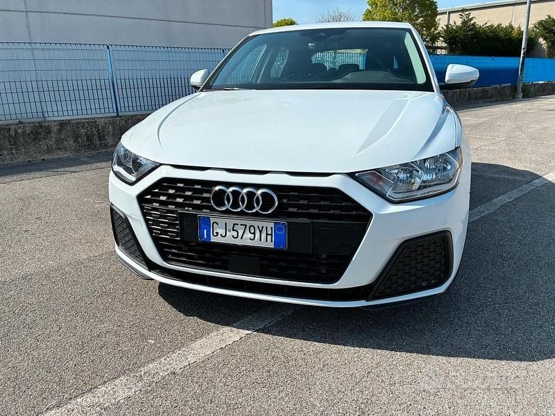 Usata Audi A1 Admired 110 CV (80 kW) 2022 Bianco SUV