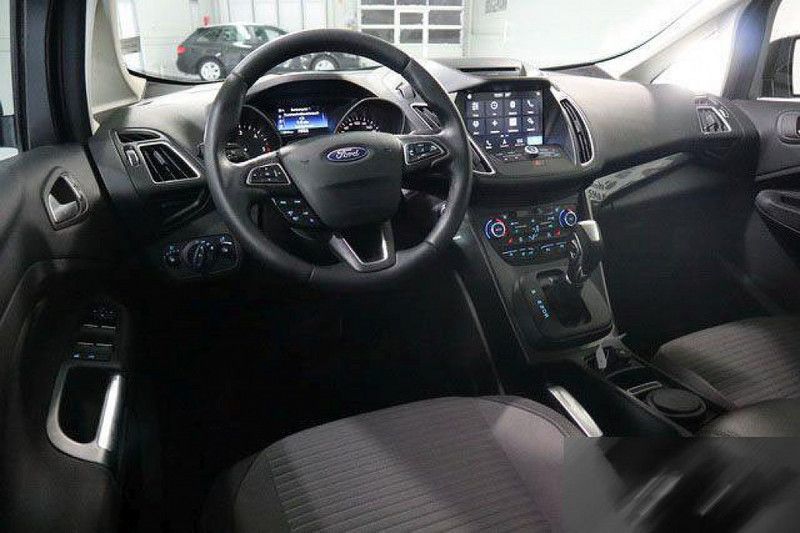 Venduto Ford Grand C-Max Titanium 5-s. - auto usate in vendita