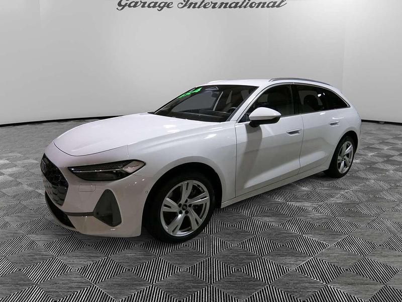 Usata Audi A5 Business 204 CV (150 kW) 2024 Bianco Coupé