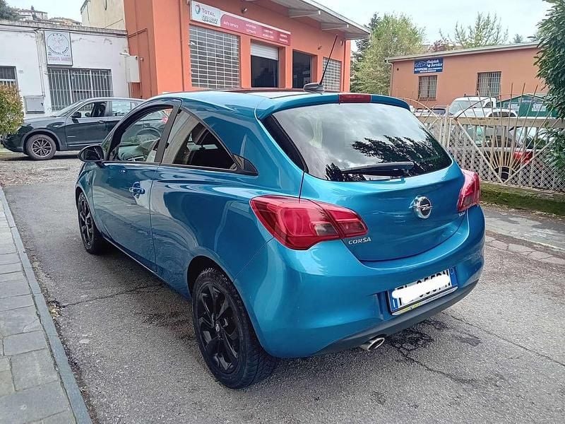 Usata Opel Corsa 75 CV (55 kW) 2018 Blu/azzurro Utilitaria