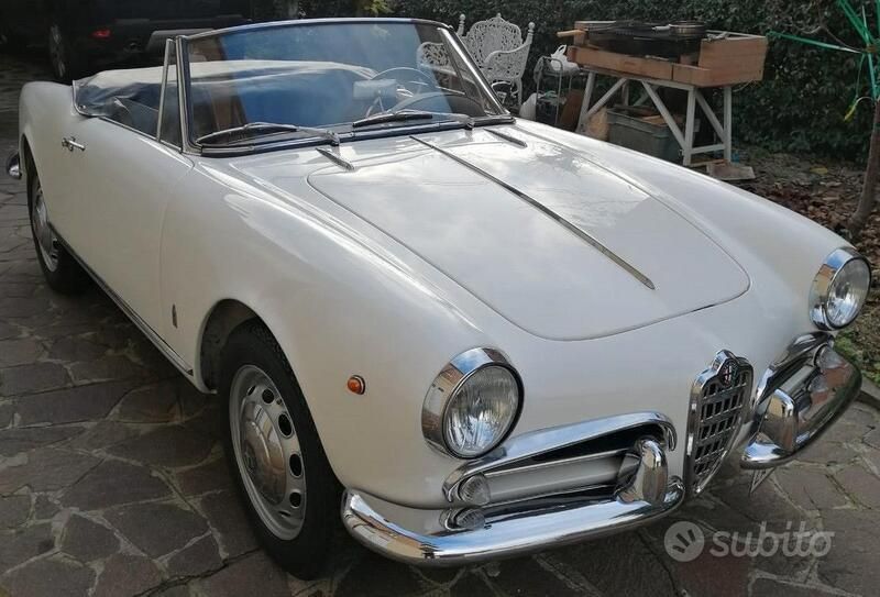 Bianco Usata 1960 Alfa Romeo Giulietta Due volumi | 60.000 € - Immagine 1/4
