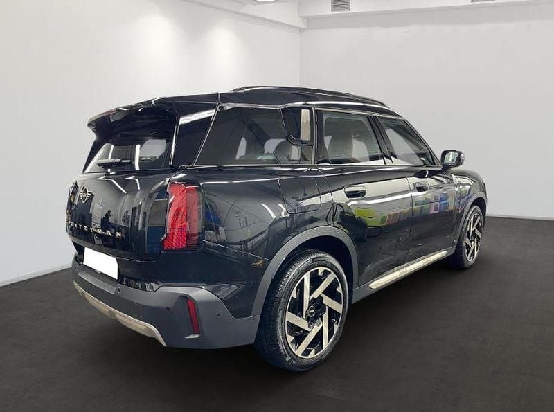 Usata Mini Countryman Classic 170 CV (125 kW) 2024 Midnight black ii metal SUV
