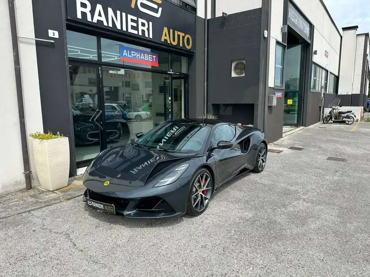 Usata Lotus Emira 360 CV (264 kW) 2024 Grigio Coupé