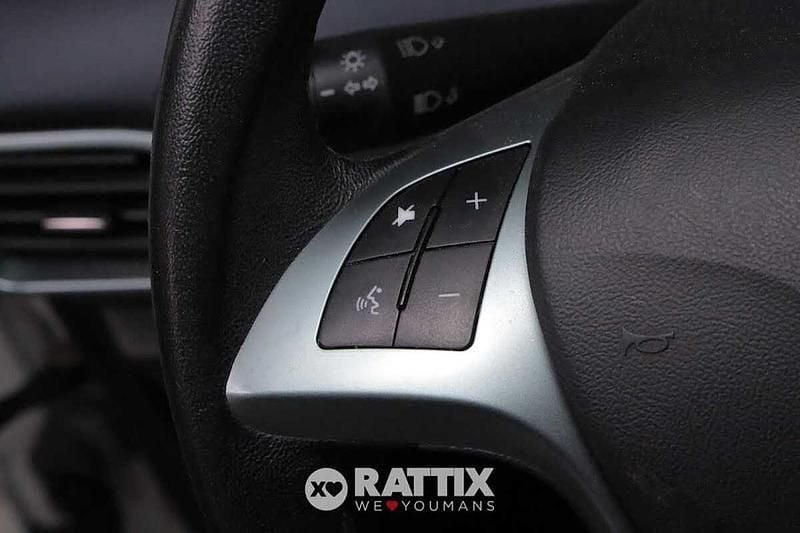 Usata Lancia Ypsilon Gold 70 CV (51 kW) 2023 Bianco Utilitaria