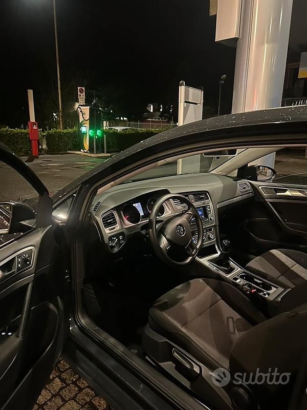 Usata VW Golf VII 105 CV (77 kW) 2014 Grigio Berlina