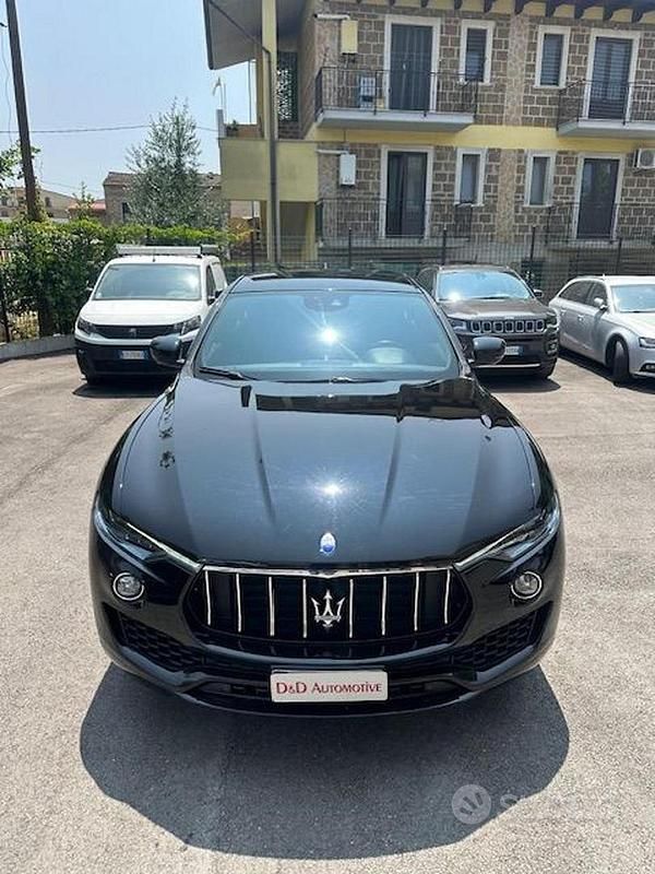 Usata Maserati Levante 250 CV (183 kW) 2020 Nero SUV