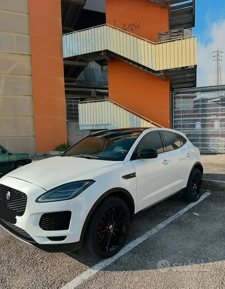 Usata Jaguar E-Pace 179 CV (131 kW) 2019 Bianco SUV