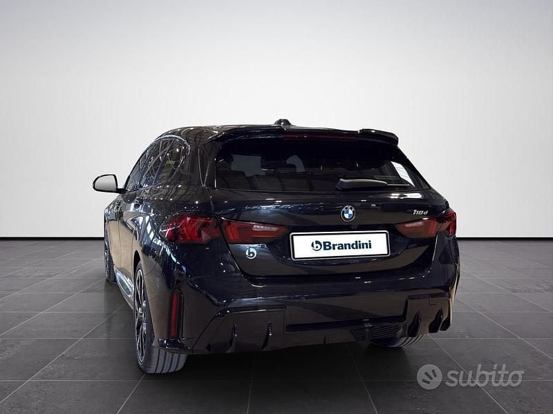 Usata BMW 118 M Sport 150 CV (110 kW) 2024 Black sapphire met. Utilitaria
