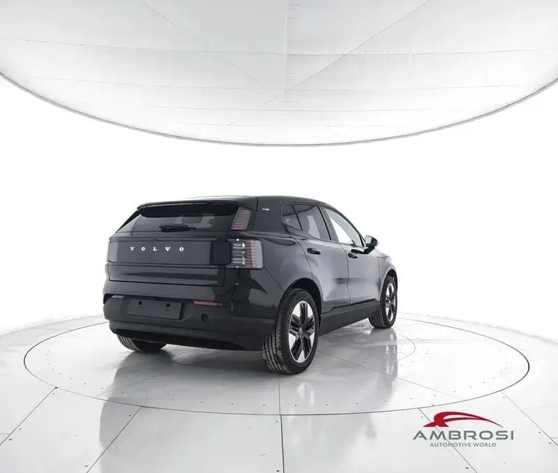 Usata Volvo EX30 Core 200 kW (272 CV) 2024 Onyx black SUV