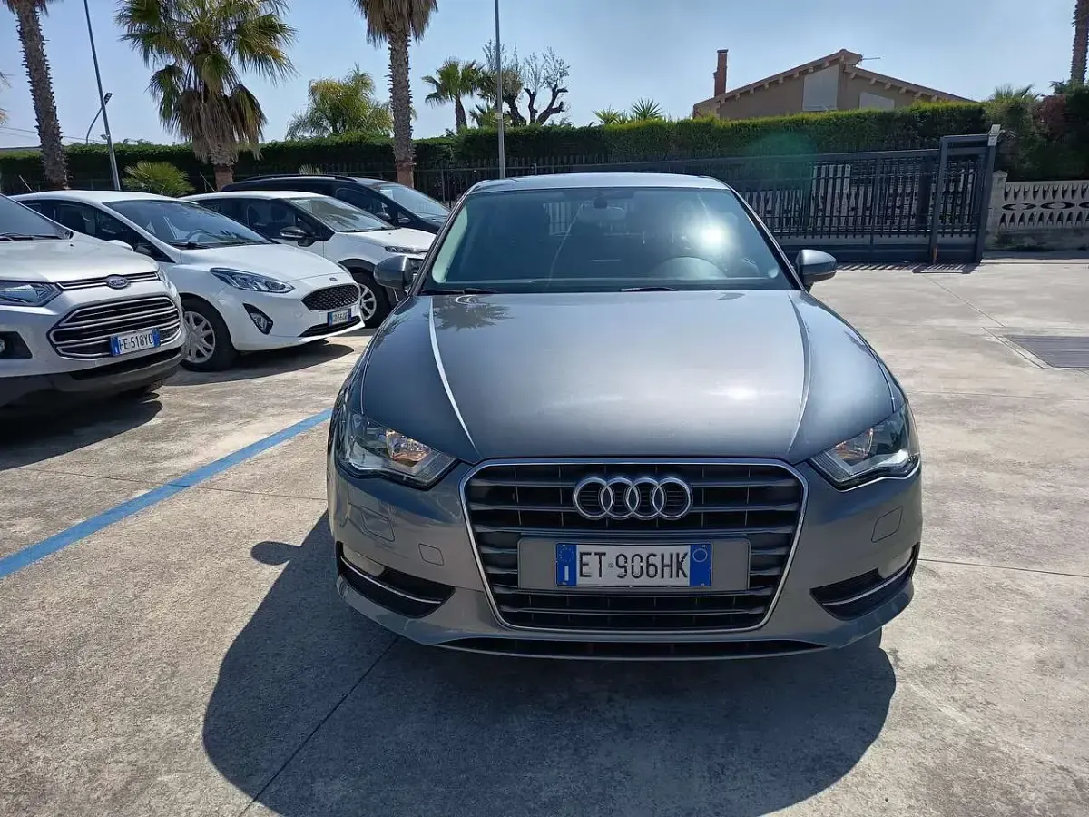 Usata Audi A3 Ambition 105 CV (77 kW) 2013 Argento Berlina