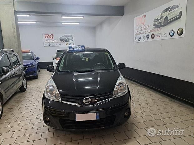 Usata Nissan Note 88 CV (64 kW) 2011 Nero Berlina