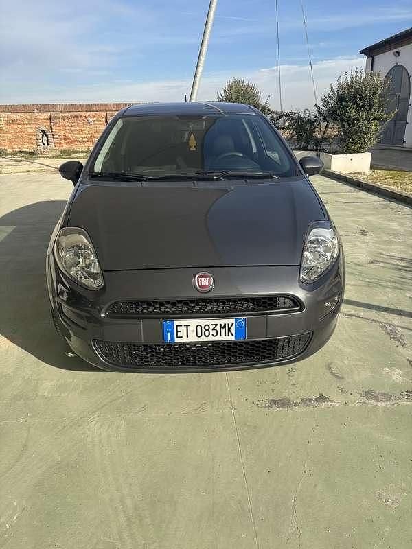 Usata Fiat Punto Street 75 CV (55 kW) 2013 Grigio Utilitaria