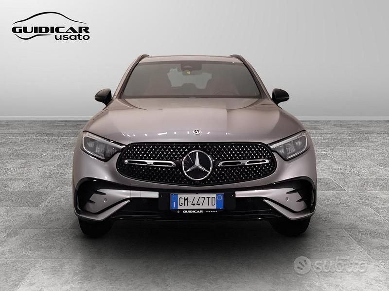 Usata Mercedes GLC300 Advanced 197 CV (144 kW) 2023 Grigio SUV