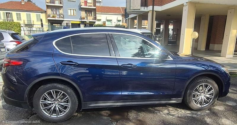 Usata Alfa Romeo Stelvio Executive 209 CV (153 kW) 2019 Blu/azzurro SUV