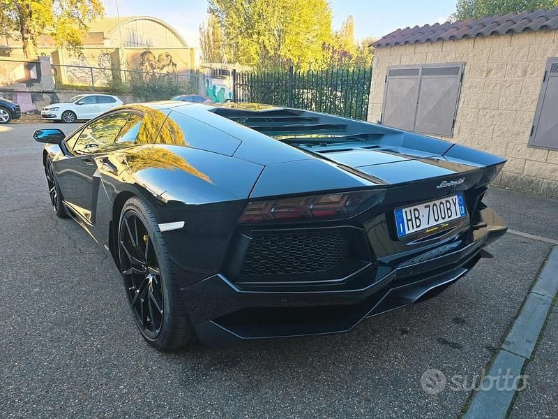 Usata Lamborghini Aventador 700 CV (514 kW) 2012 Nero aldebaran  0051 Coupé