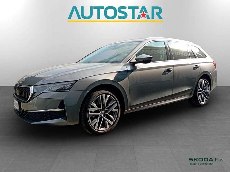 Usata Skoda Octavia Style 150 CV (110 kW) 2025 Grigio graphite metallizzato Station wagon