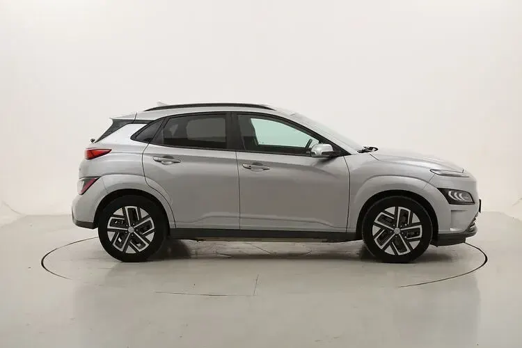 Käytetty Hyundai Kona 26 kW (36 HP) 2024 Katumaasturi