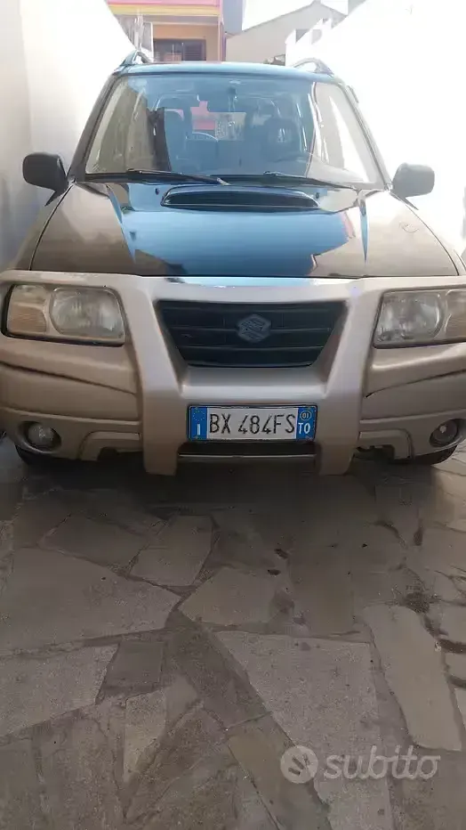 Usata Suzuki Grand Vitara 109 CV (80 kW) 2001 Nero Station wagon