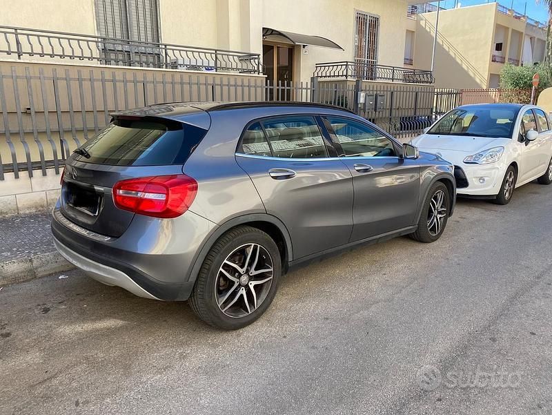 Usata Mercedes C220 2016 Grigio SUV