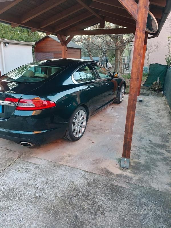 Usata Jaguar XF Premium Luxury 238 CV (175 kW) 2009 Verde Berlina