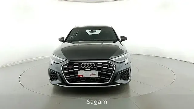 Usata Audi S3 Sport 310 CV (228 kW) 2023 Grigio daytona Berlina