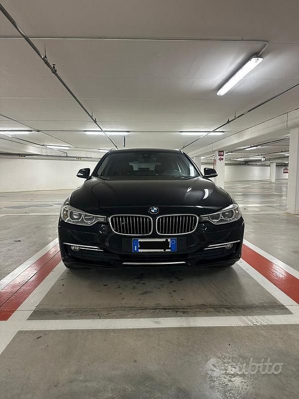 Usata BMW 320 Luxury Line 2012 Nero Station wagon