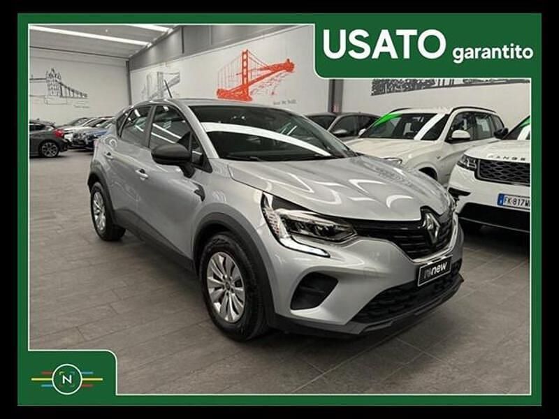 Grigio Usata 2020 Renault Captur Life SUV | 15.000 € (Buon prezzo) - Immagine 1/4