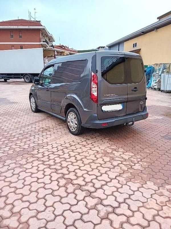 Usata Ford Transit Connect Trend 116 CV (85 kW) 2015 Grigio scuro Monovolume