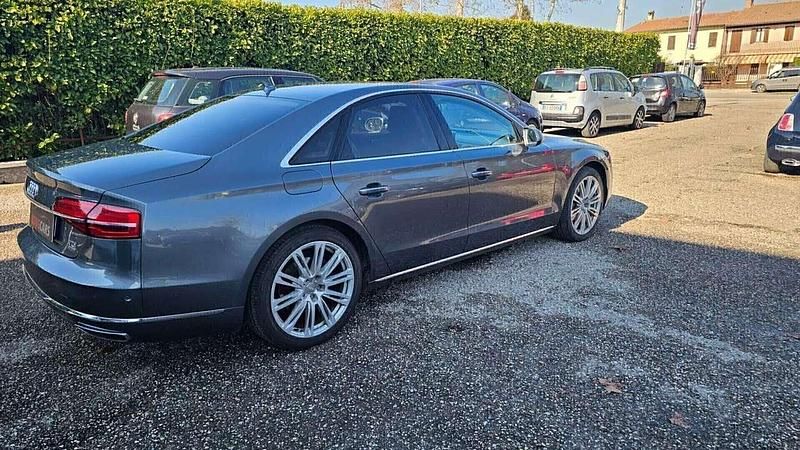 Usata Audi A8L Ambiente 262 CV (192 kW) 2016 Grigio Berlina