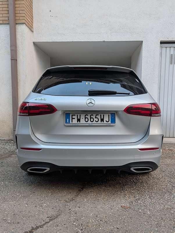 Usata Mercedes B180 136 CV (100 kW) 2019 Utilitaria