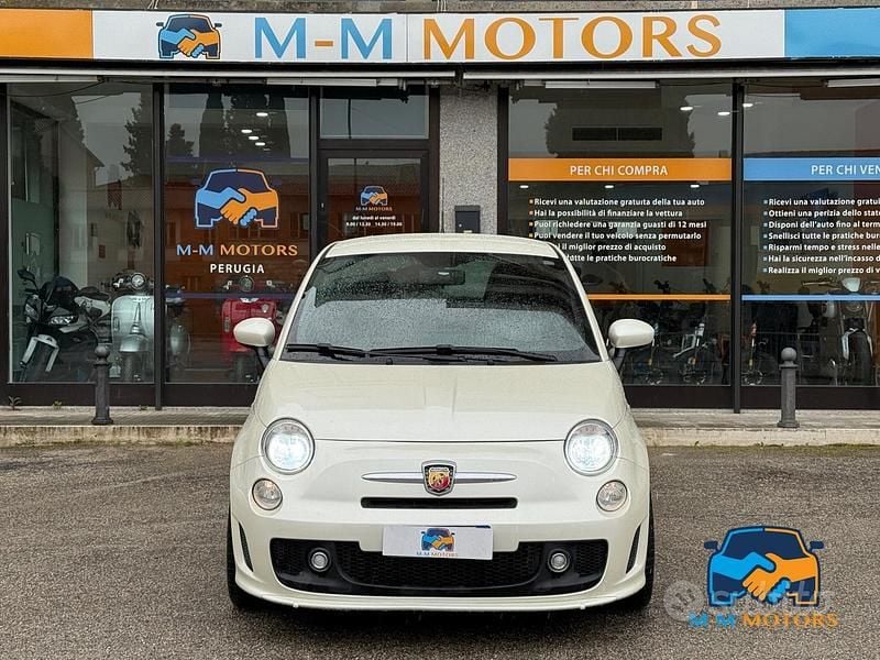 Usata Abarth 500 135 CV (99 kW) 2008 Bianco Utilitaria