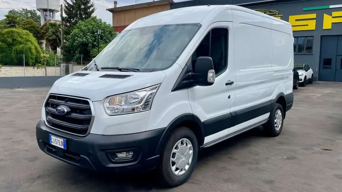 Usata Ford Transit Trend 131 CV (96 kW) 2022 Bianco Furgone