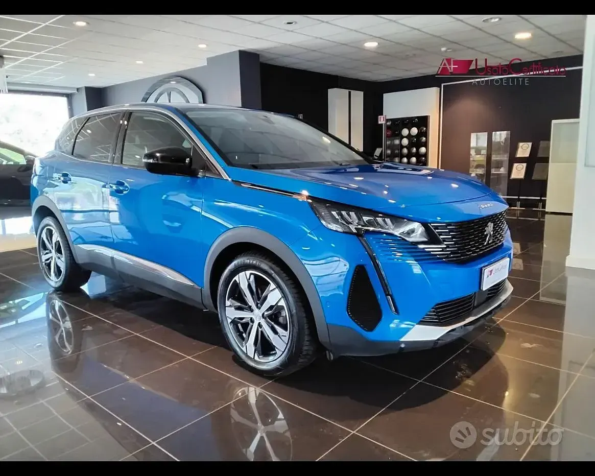 Usata Peugeot 3008 Allure 131 CV (96 kW) 2022 Blu SUV