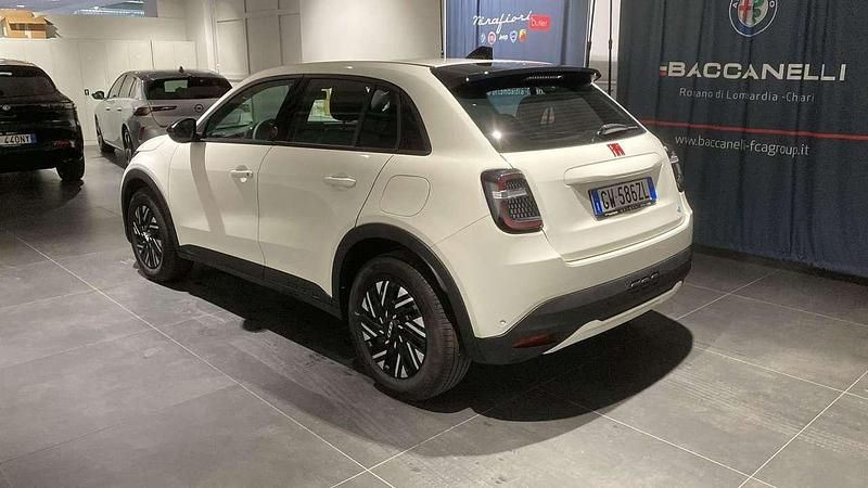 Usata Fiat 600E Red 114 kW (156 CV) 2024 Bianco SUV