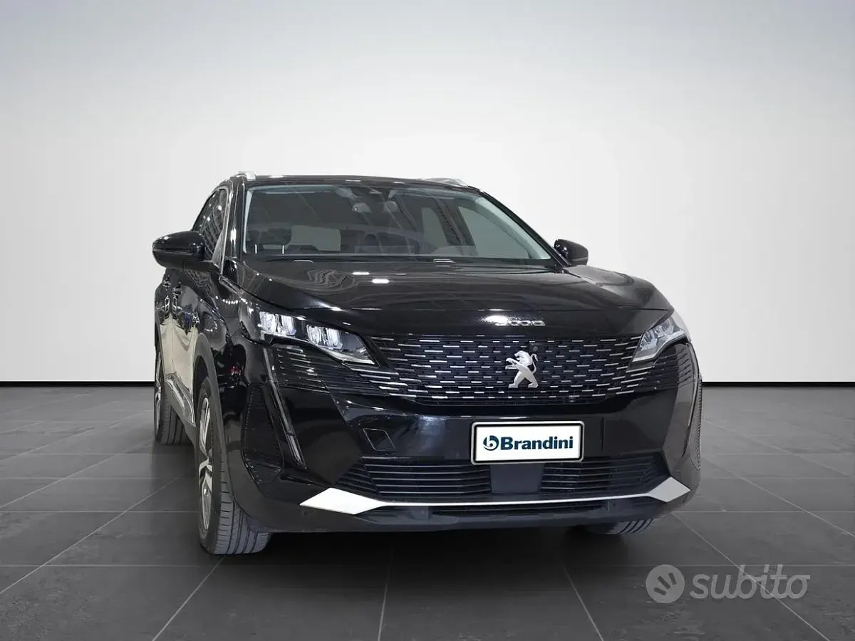 Usata Peugeot 3008 Allure 131 CV (96 kW) 2021 Nero cinema SUV