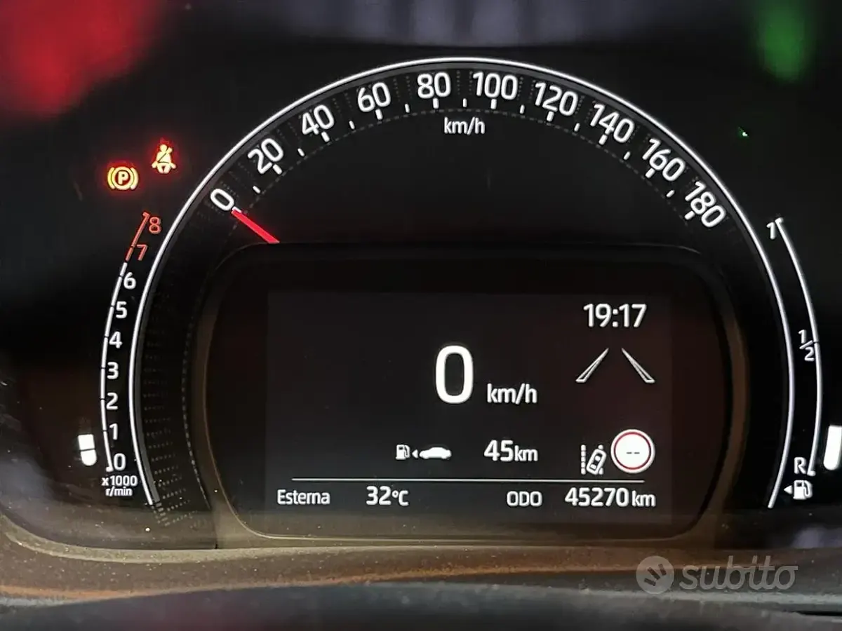 Usata Toyota Aygo X Trend 72 CV (52 kW) 2022 Verde SUV