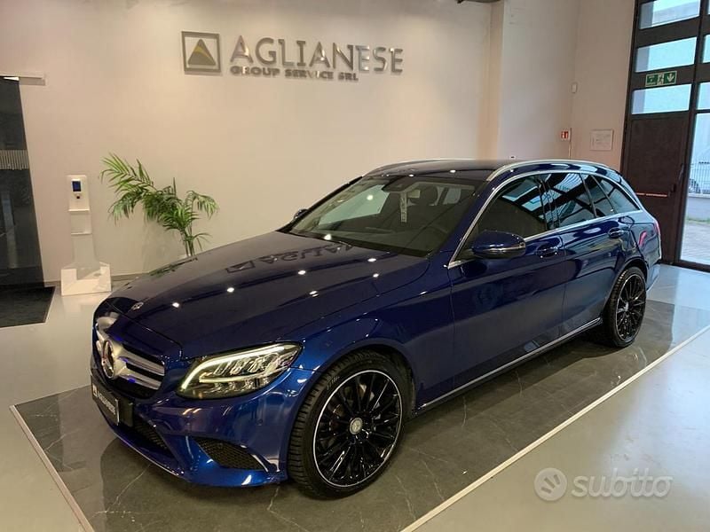 Usata Mercedes C300 Premium 245 CV (180 kW) 2019 Blu Station wagon