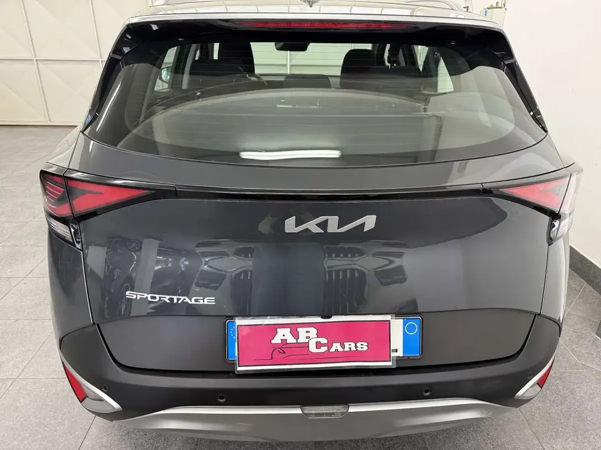 Usata Kia Sportage GT-Line 136 CV (100 kW) 2023 Grigio SUV