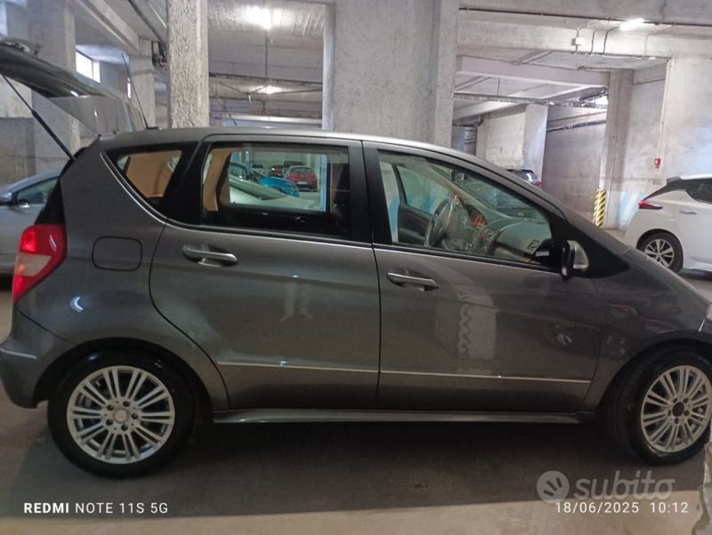 Usata Mercedes A160 95 CV (69 kW) 2009 Grigio Berlina