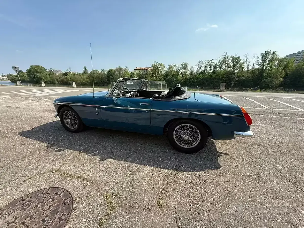 Usata MG B 95 CV (69 kW) 1970 Blu Cabrio