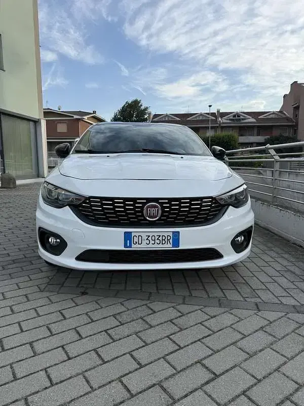 Usata Fiat Tipo S 120 CV (88 kW) 2021 Station wagon