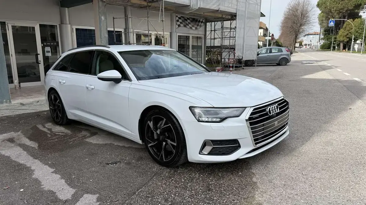 Usata Audi A6 Business 231 CV (169 kW) 2021 Bianco Station wagon