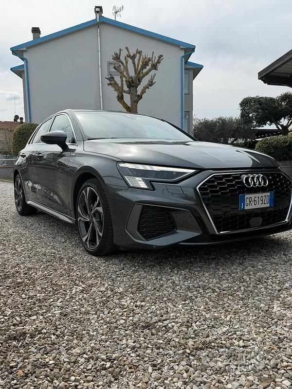 Usata Audi A3 Ambiente 116 CV (85 kW) 2024 Grigio Berlina