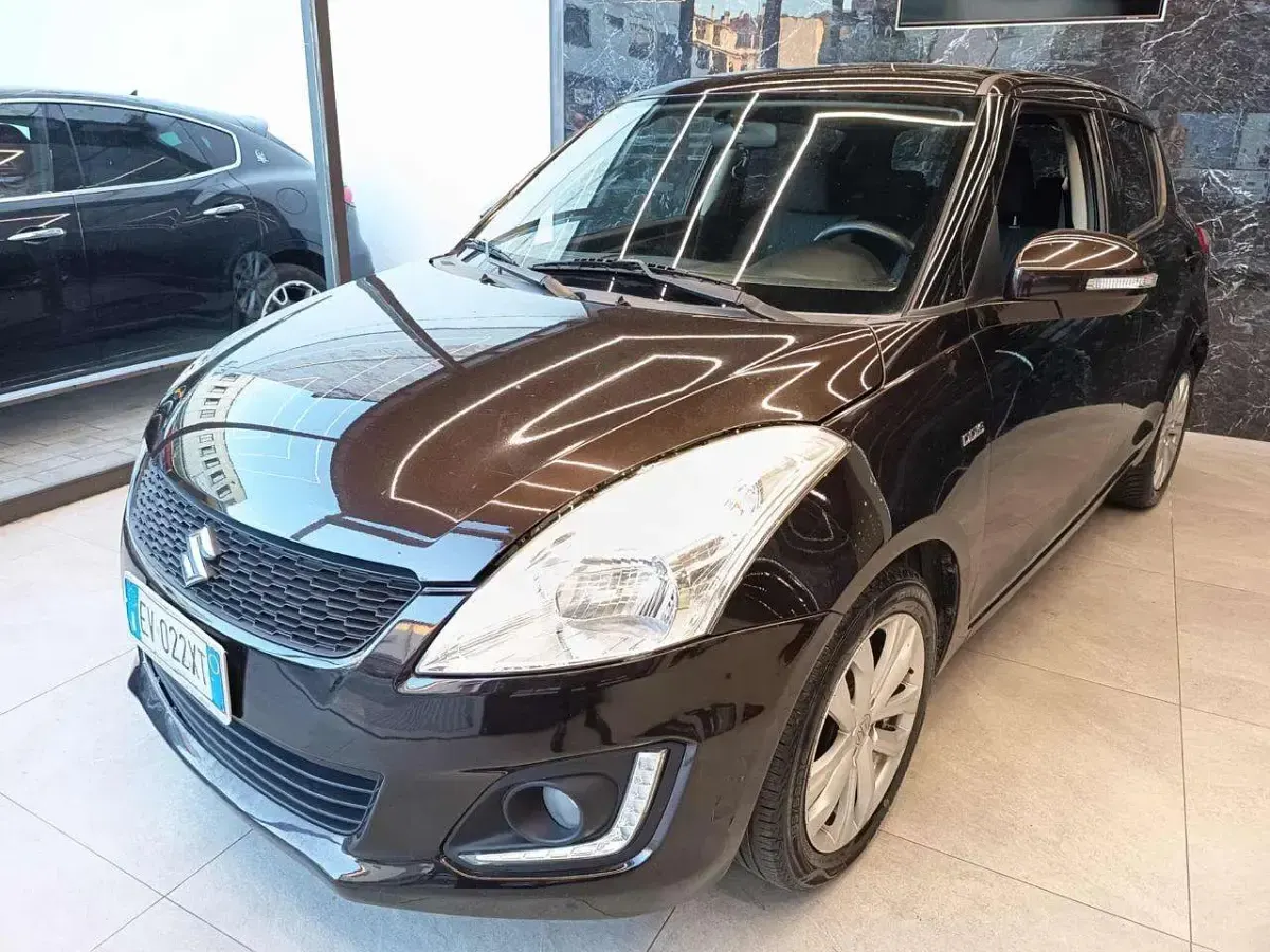 Usata Suzuki Swift Cool 75 CV (55 kW) 2014 Grigio scuro Utilitaria